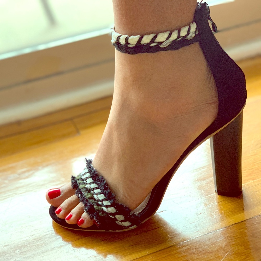 Brand New Stylish Frayed Block Heel